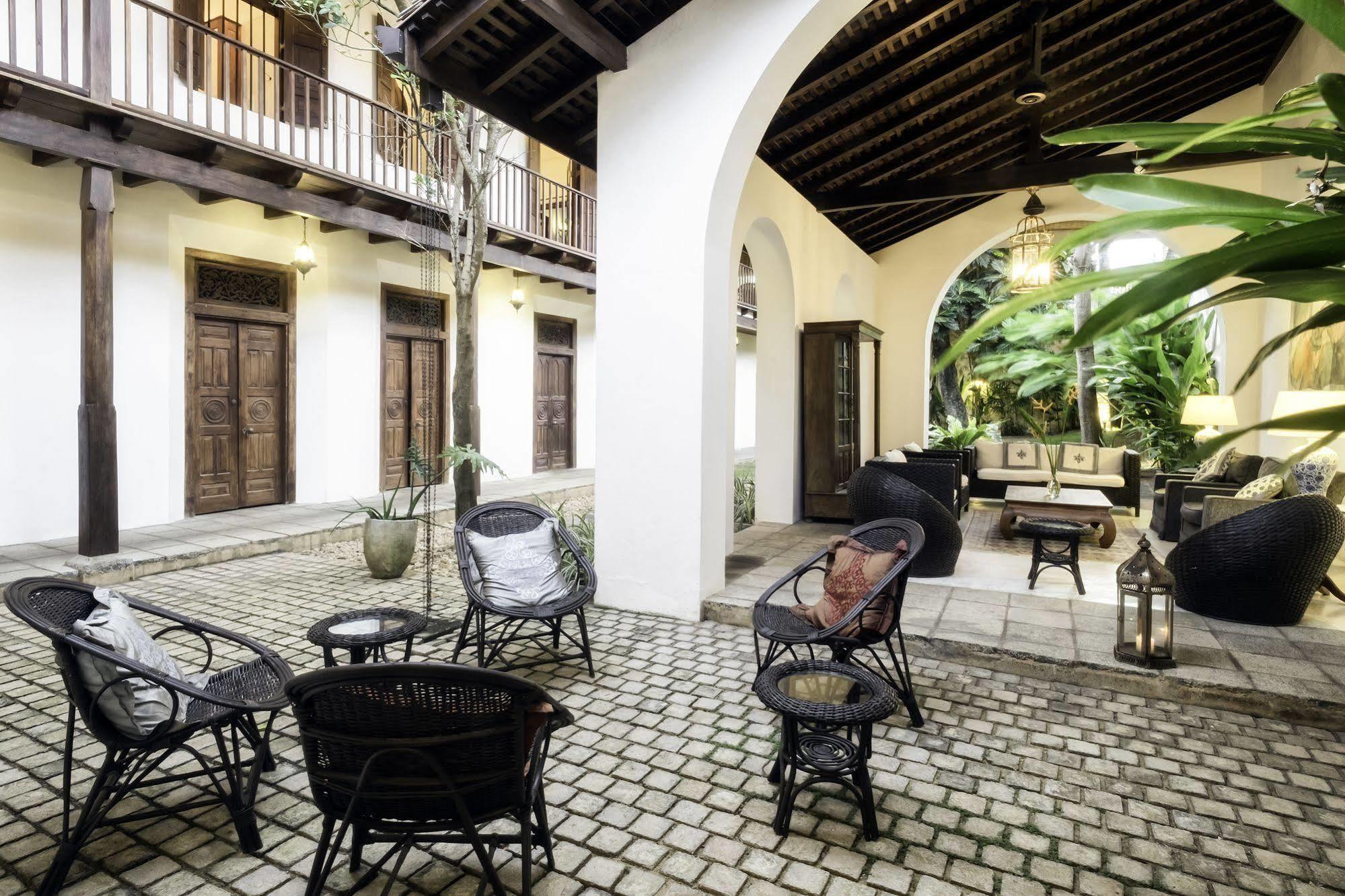 Number 48 Galle Fort Экстерьер фото