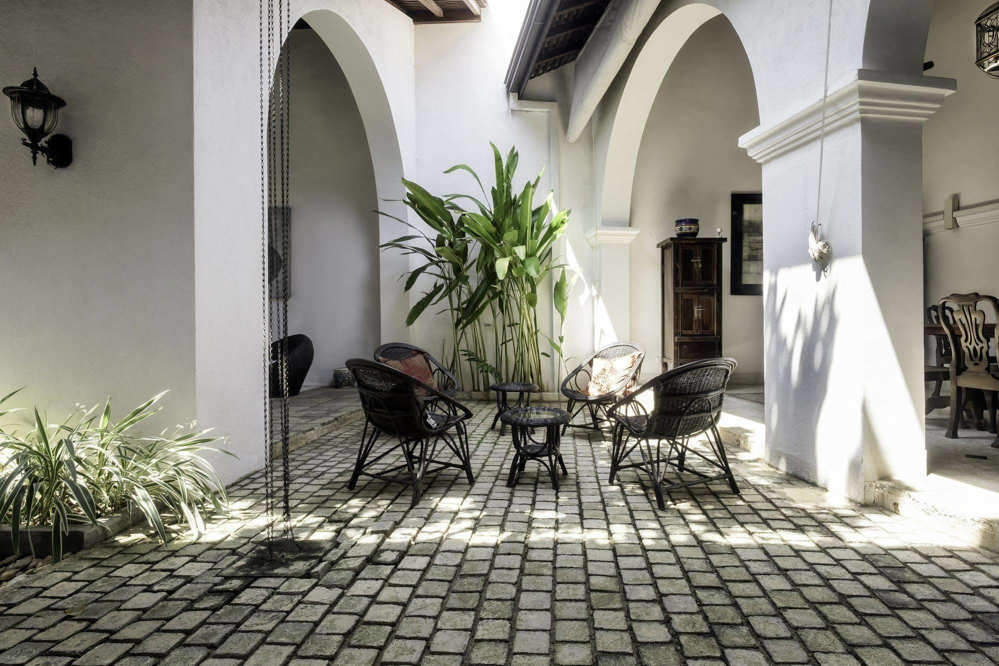 Number 48 Galle Fort Экстерьер фото